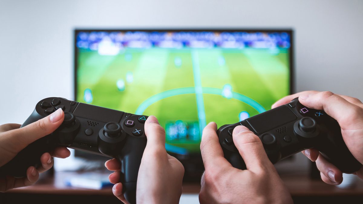 The Benefits We Can Get From Playing Online Games