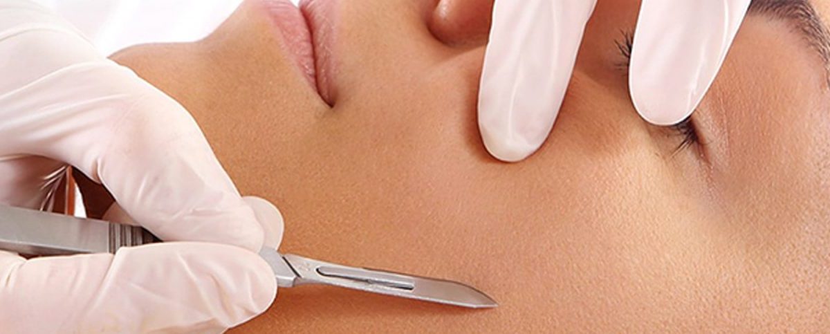 Dermaplane: Is It Preferable To Begin The Procedure With Dry Or Wet Skin?